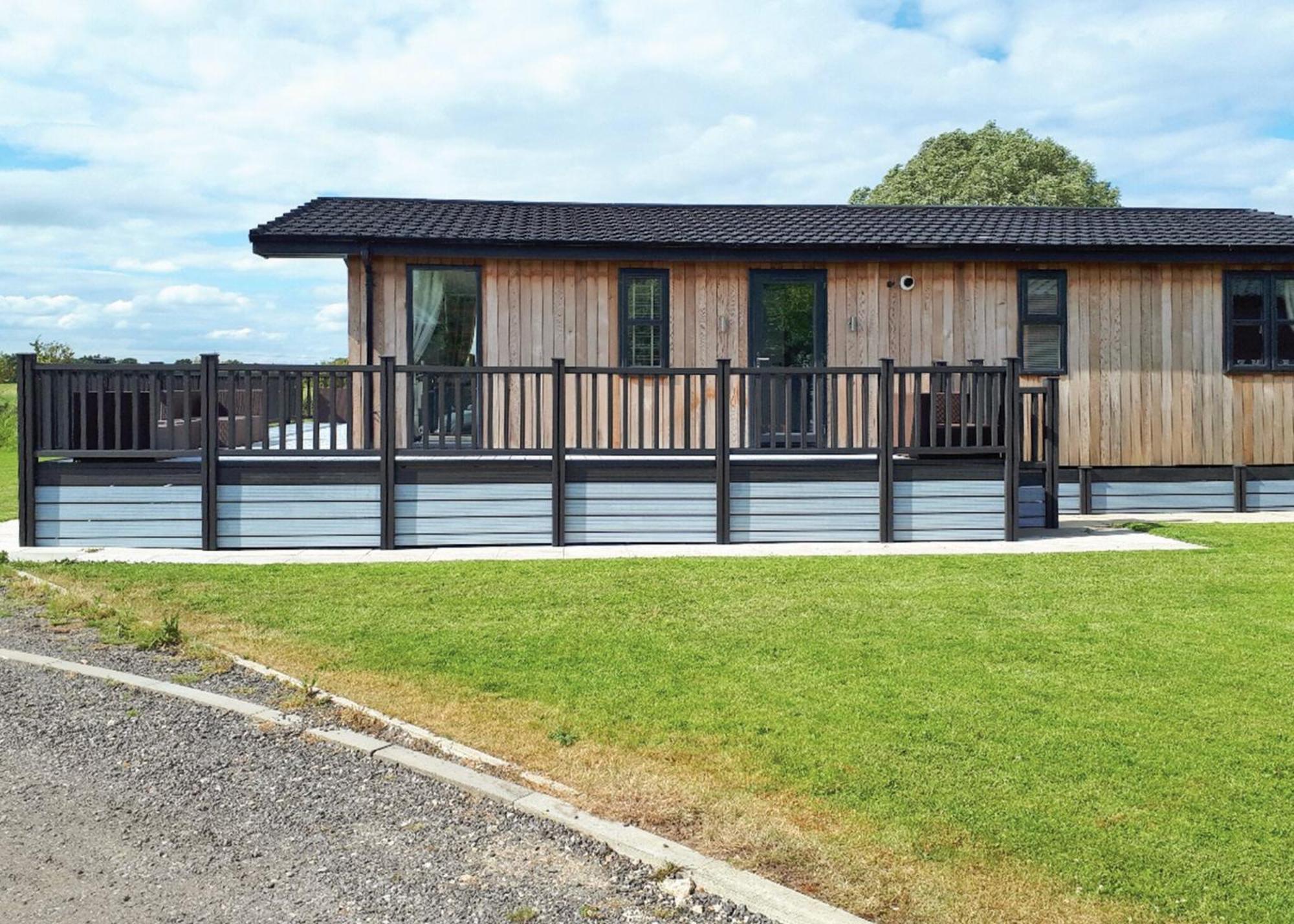 Barlings Country Park Hotel Langworth Bagian luar foto